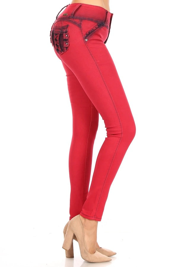 Side of Smoked High Waist Jeans W. Studded Back Pockets in Red