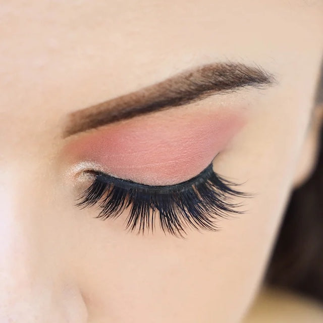 Baddie 3D Extra Volume Lashes on model
