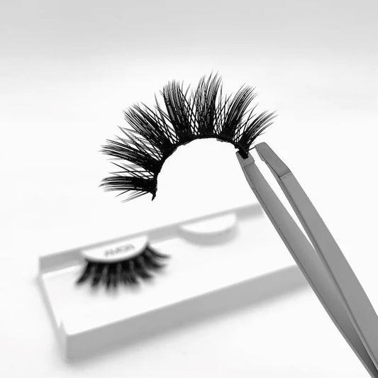 Amor Lashes