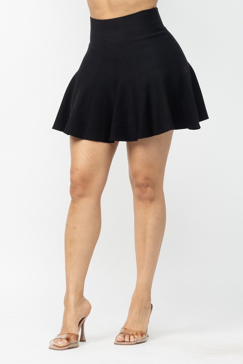 Fit & Flare Seamless Ribbed Skirt - Black