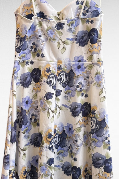 Floral Skater Dress Ivory / 3XL Floral Skater Dress Ivory / 3XL