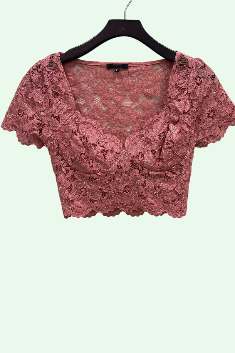 Floral Lace Scalloped Crop Top