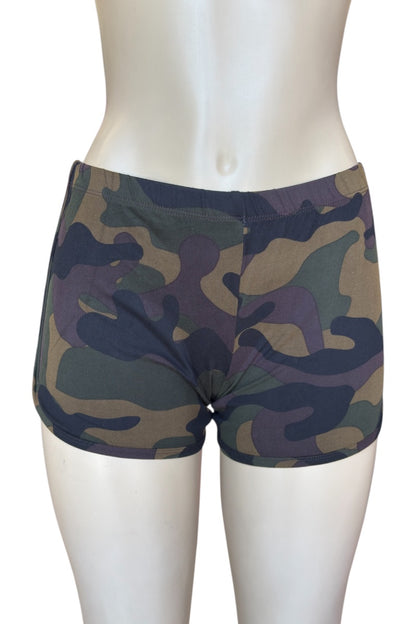 Camouflage-patterned shorts on a mannequin against a white background