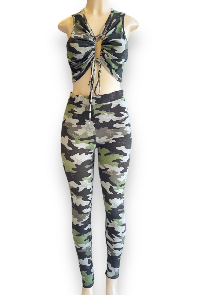 Front Keyhole Cropped Tank Top with Camo Pants Set