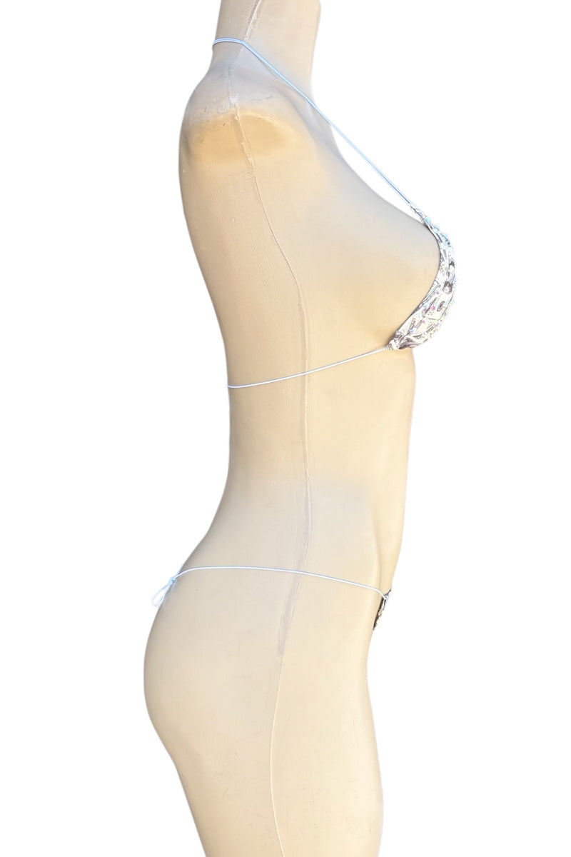 Mannequin wearing a lingerie set on a white background