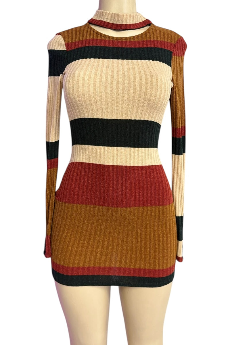 Color-blocked ribbed knit dress on a mannequin against a white background