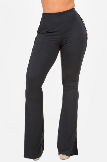 How To Wear Leg Slit Pants My Favorite Street Style Looks 2023 -  LadyFashioniser.com