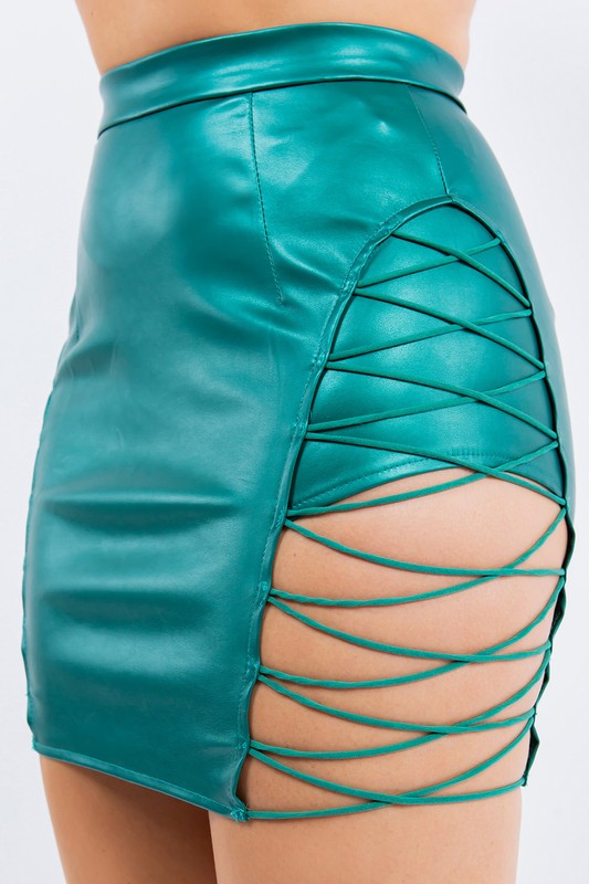 Metallic Pu Mini Open Side Skirt - Green