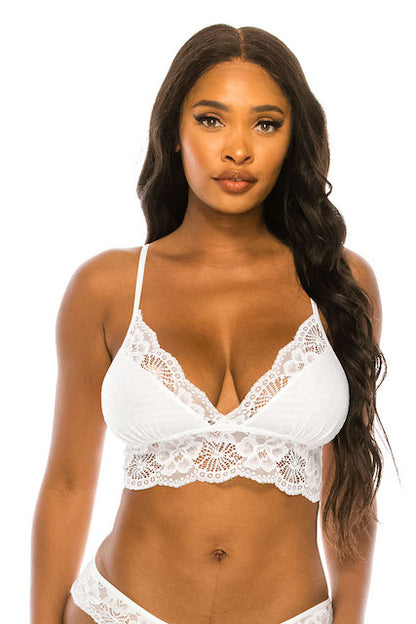 Delicate Lace Trim Bralette in color white