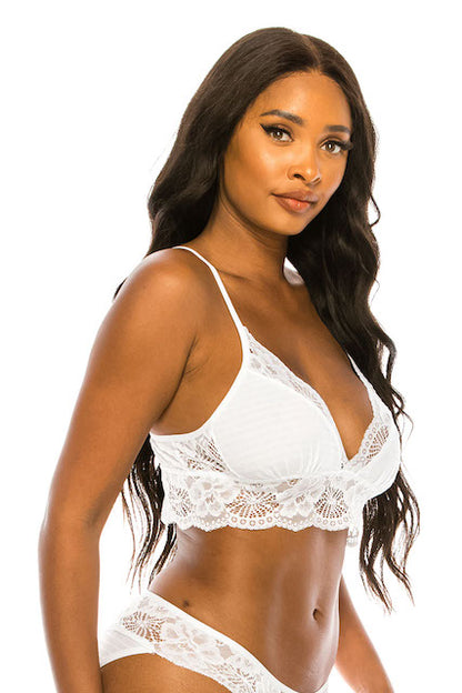 Delicate Lace Trim Bralette in color white