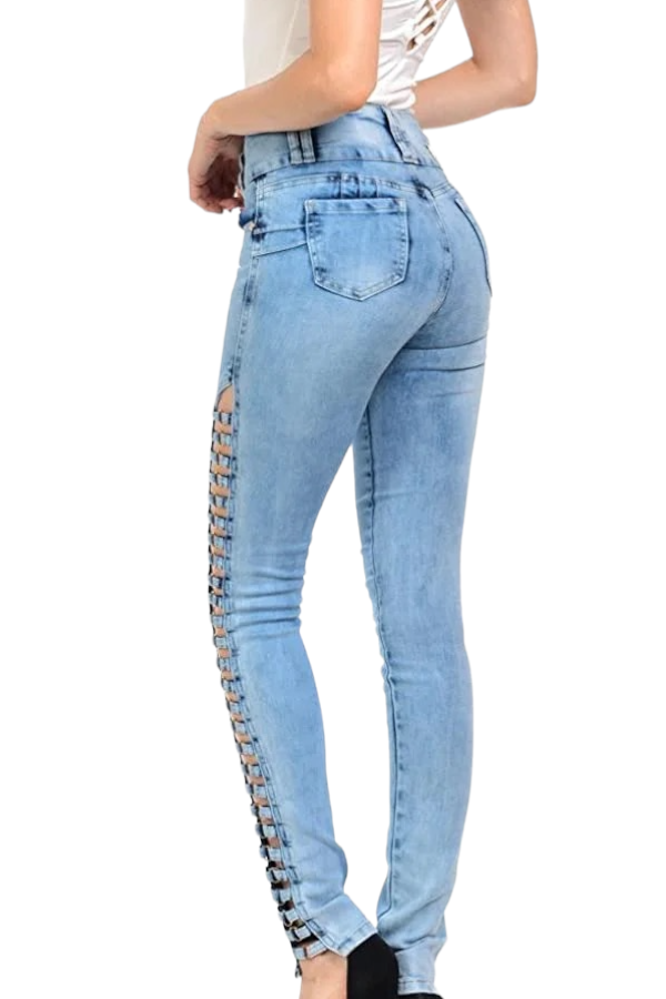 Back of Side Up The Ladder with O Rings Jeans in Light Blue Color