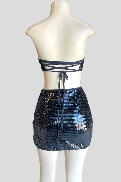 Back of Sequined Two Piece Skirt Set in Black Color