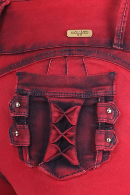 Close up of Smoked High Waist Jeans W. Studded Back Pockets in Red
