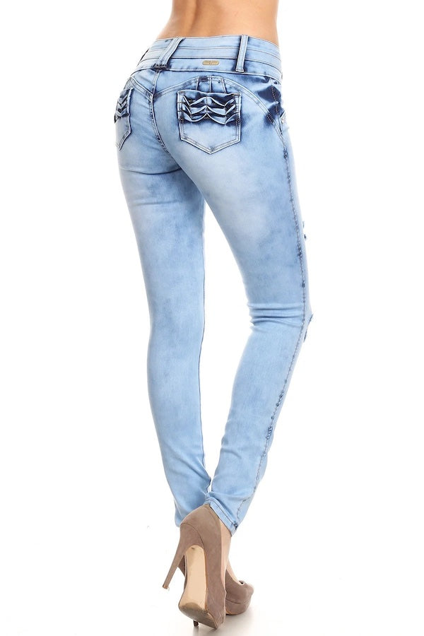 Back of Ruched Pocket Design Jeans in Light Blue