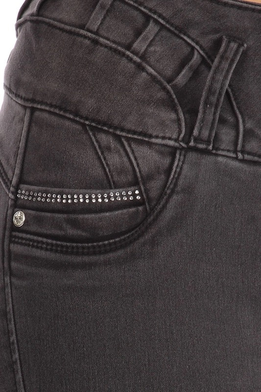 Close up of Griselle No Back Pockets Caged Jeans in Grey