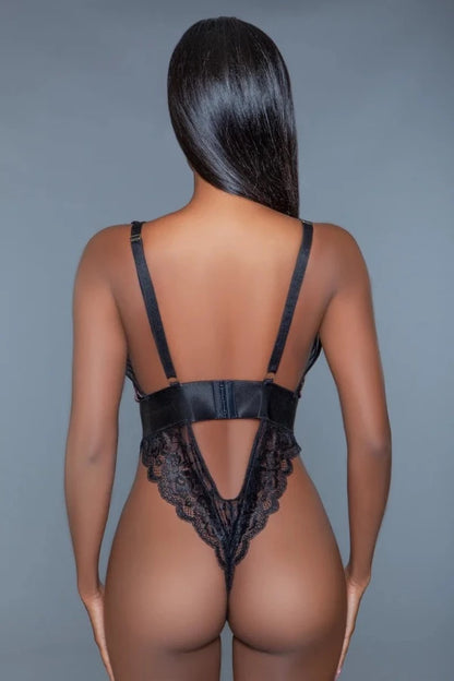 What a Estella Night Teddy on model