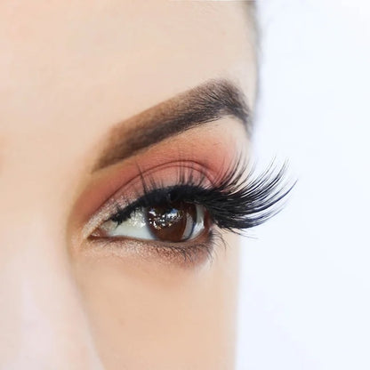 Baddie 3D Extra Volume Lashes on model