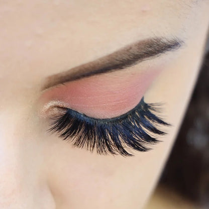 Pop Lashes on model