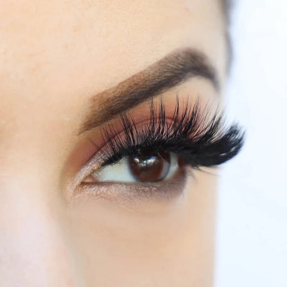 Pop Lashes on model