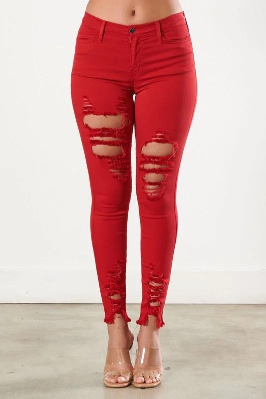 Classic Distressed Legs Jeans in Red